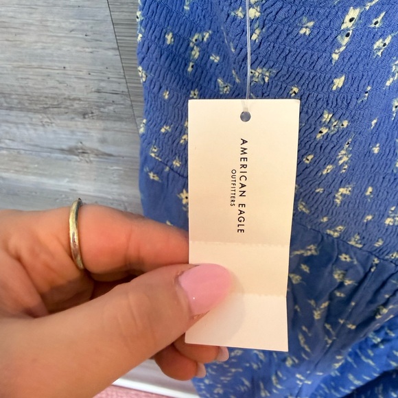 NWT American Eagle Floral Smocked Halter Jumpsuit Blue White Size M - Picture 6 of 11